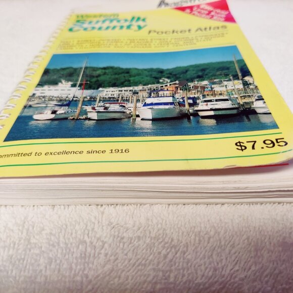 Atlas Hagstrom  NY Western Suffolk County -Spiral Bound Pocket Atlas - Picture 2 of 12